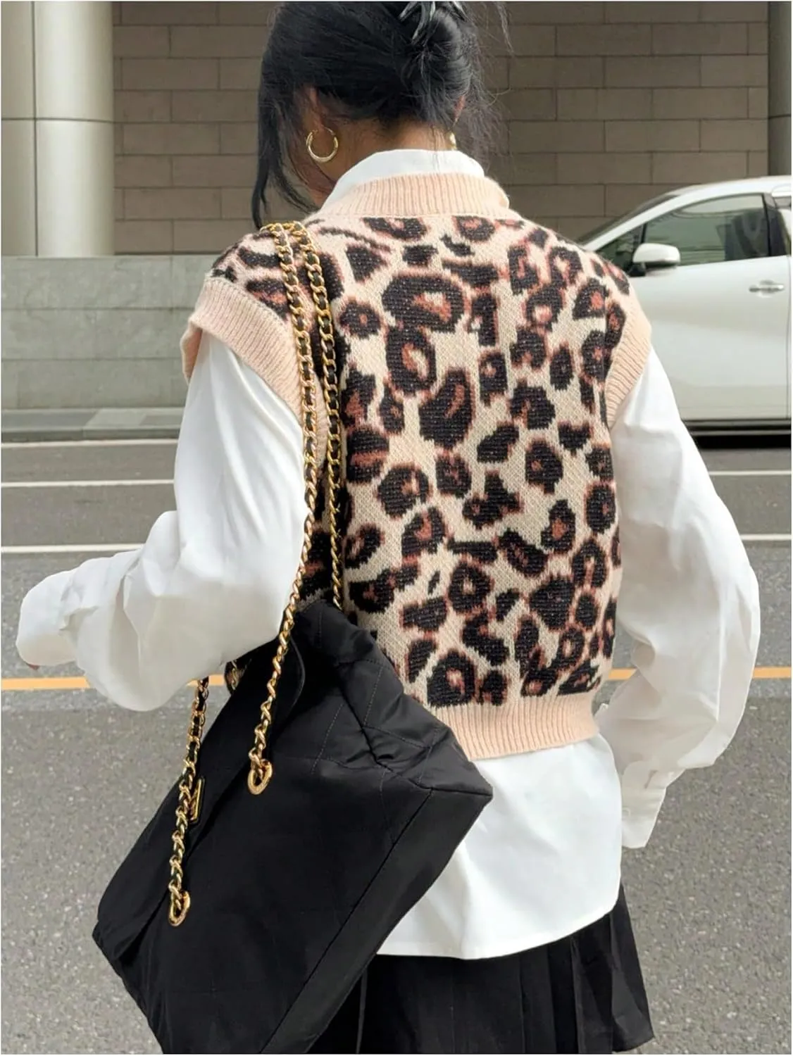 MakeMeChic Women's Leopard Print Vest Top Y2K Crew Neck Sleeveless Sweater Vests